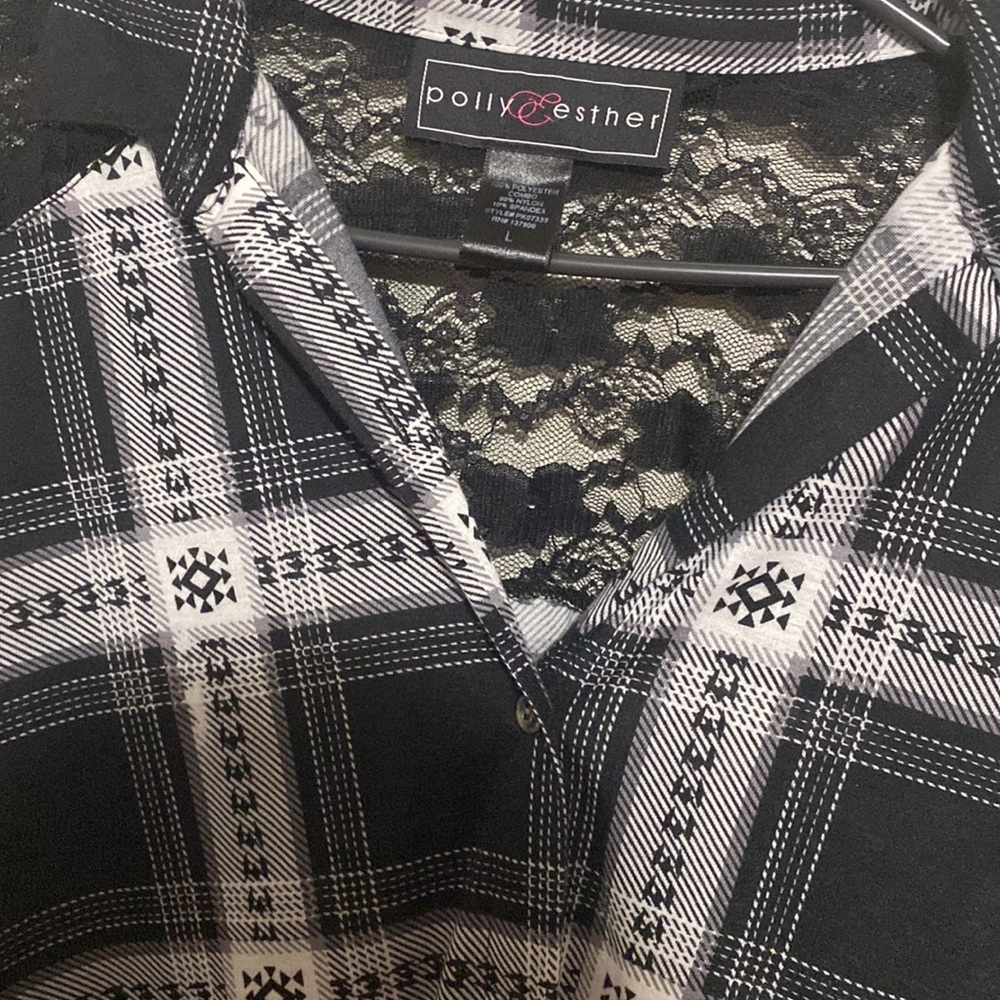 Polly and esther Size large black top - Picture 3 of 5